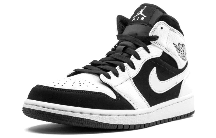 Air Jordan 1 Retro Mid 'Tuxedo'
