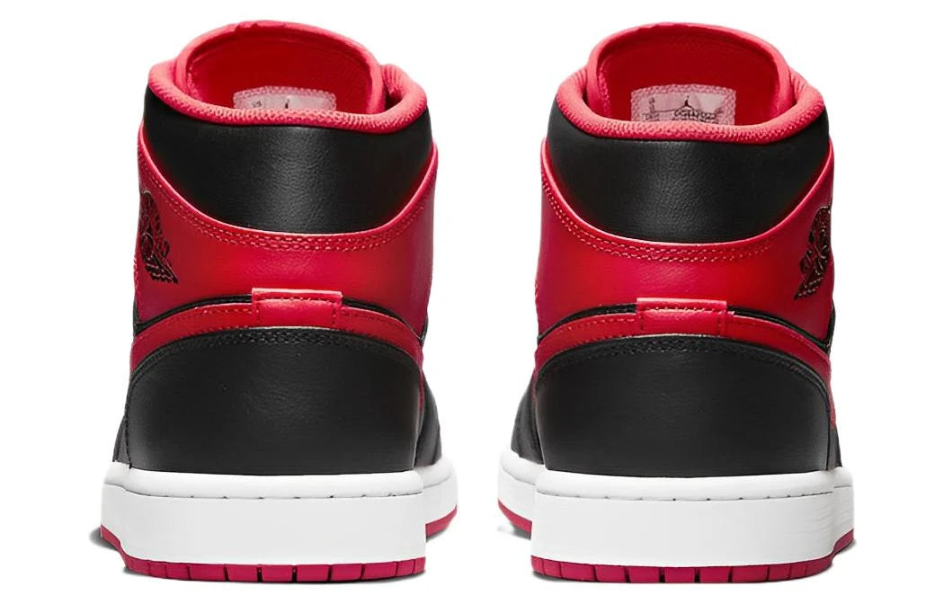 Air Jordan 1 Mid 'Alternate Bred'