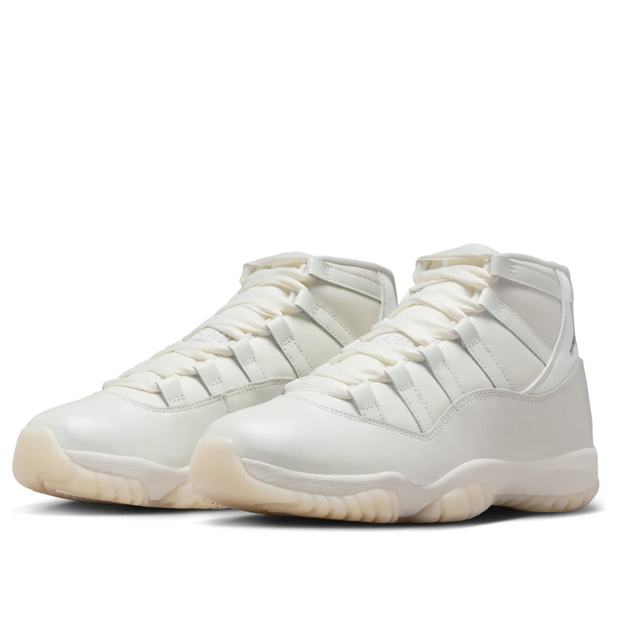 Air Jordan 11 Retro 'Pearl'