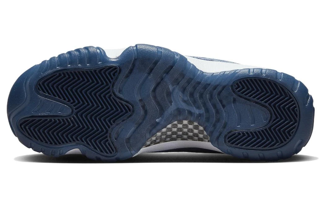 Air Jordan 11 Retro 'Midnight Navy Velvet'