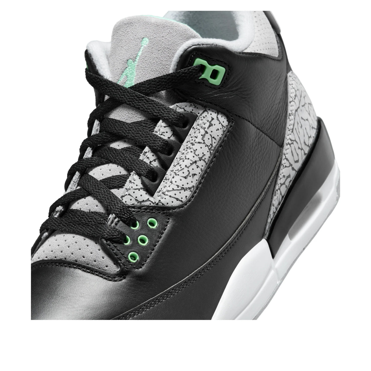 Air Jordan 3 Retro 'Green Glow'