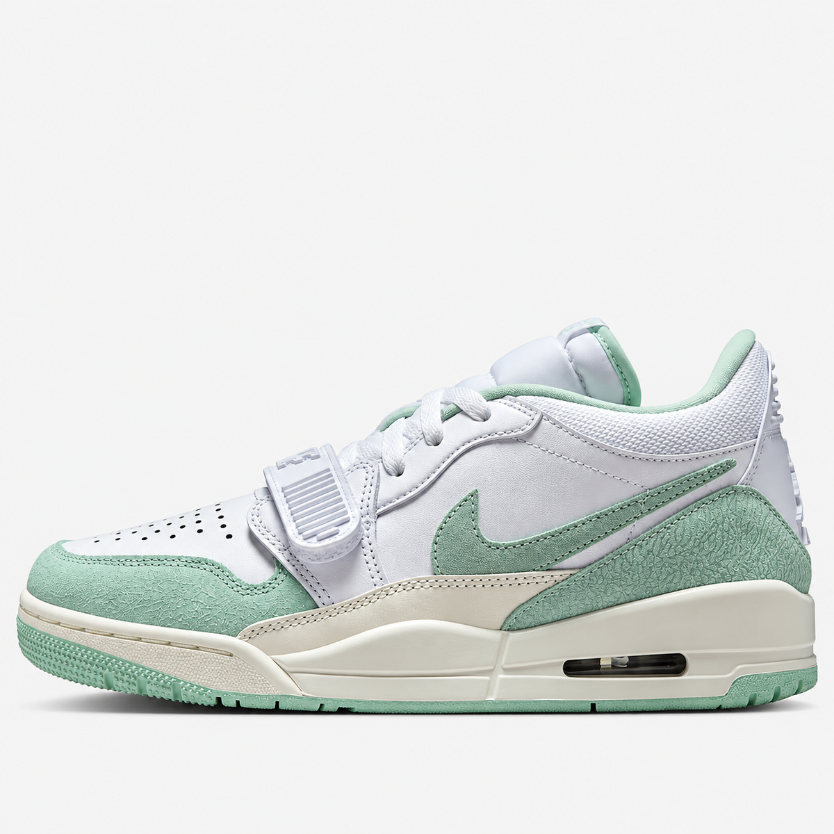 Air Jordan Legacy 312 Low 'White Sail Igloo'