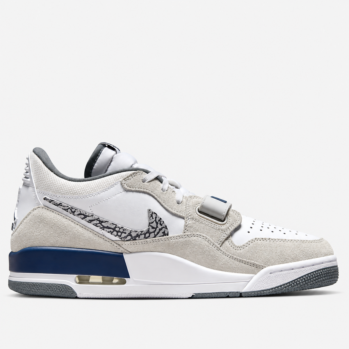 Air Jordan Legacy 312 Low 'White Midnight Navy Cool Grey'