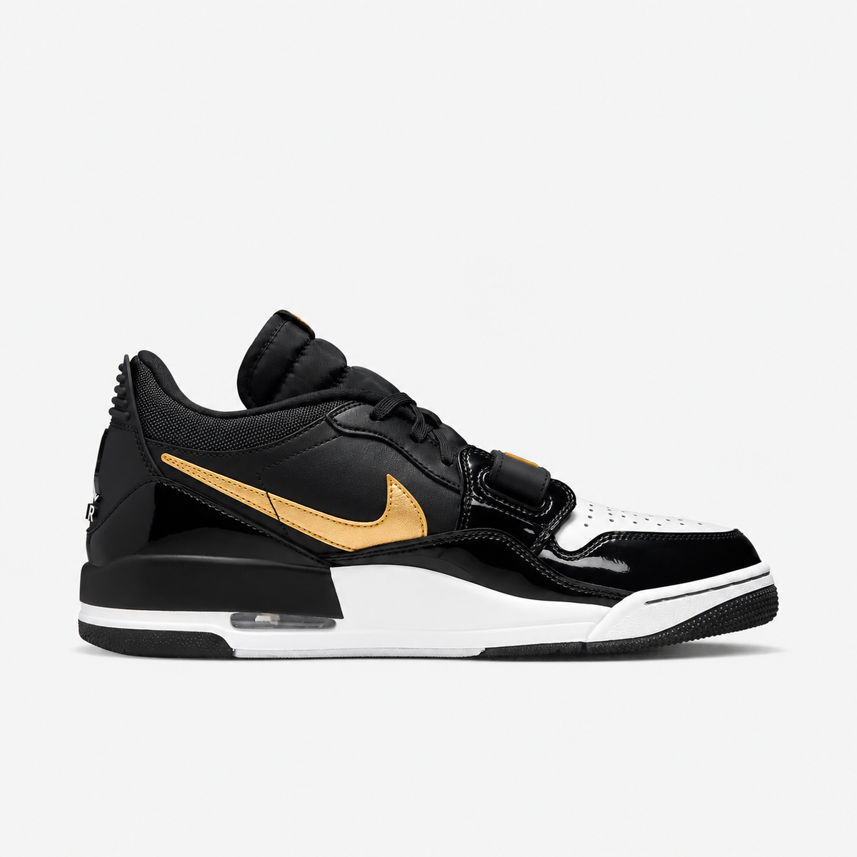 Air Jordan Legacy 312 Low 'Black Metallic Gold'