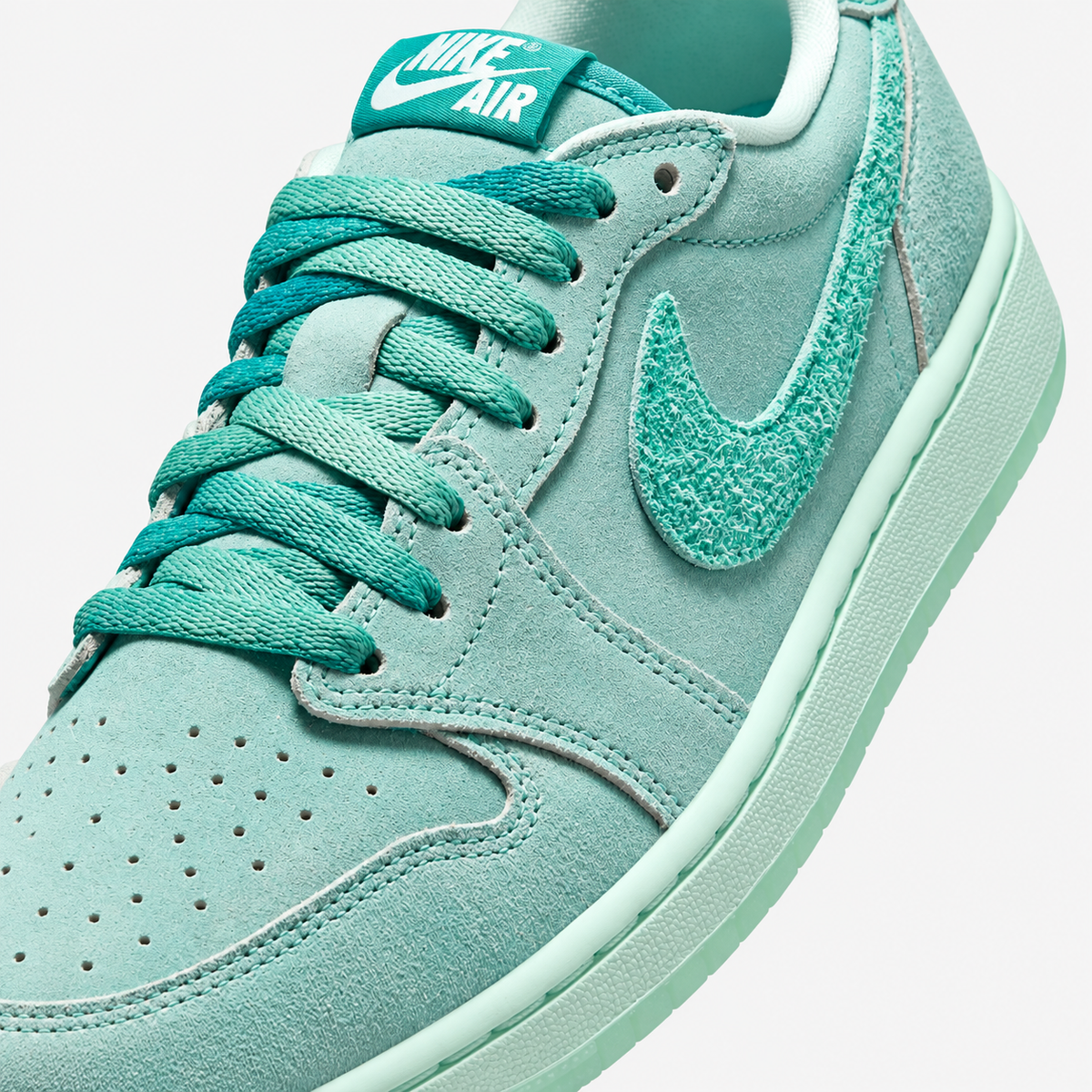 Air Jordan 1 Retro Low OG 'Washed Teal'