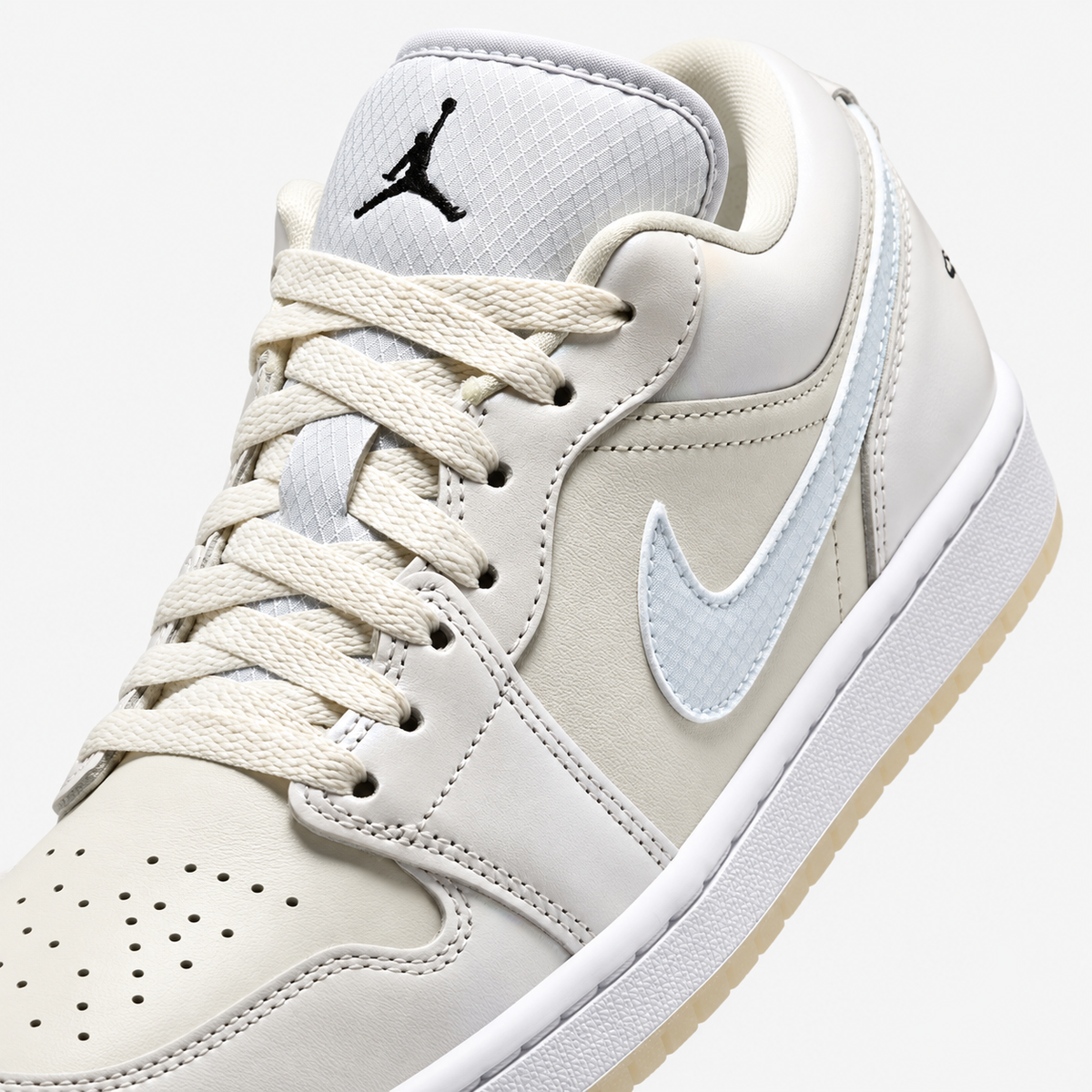 Air Jordan 1 Low SE 'LNY'