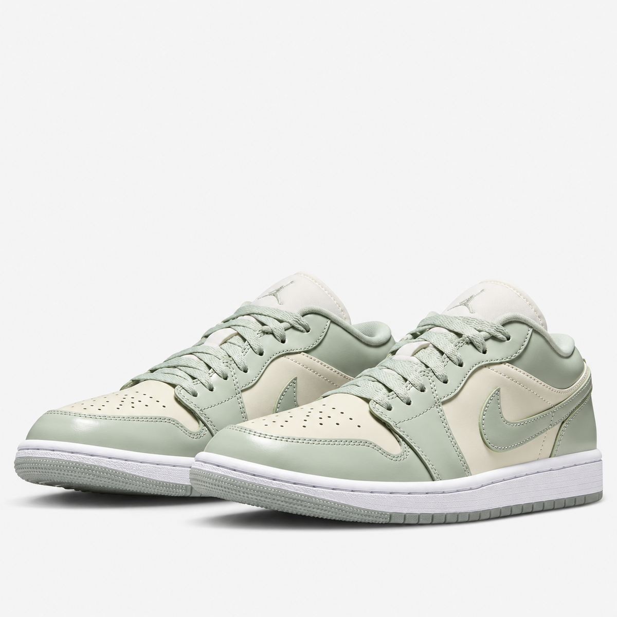 Air Jordan 1 Low SE 'Sail Seafoam'