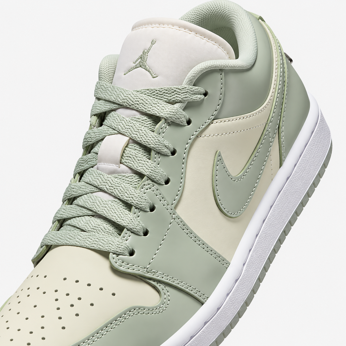 Air Jordan 1 Low SE 'Sail Seafoam'
