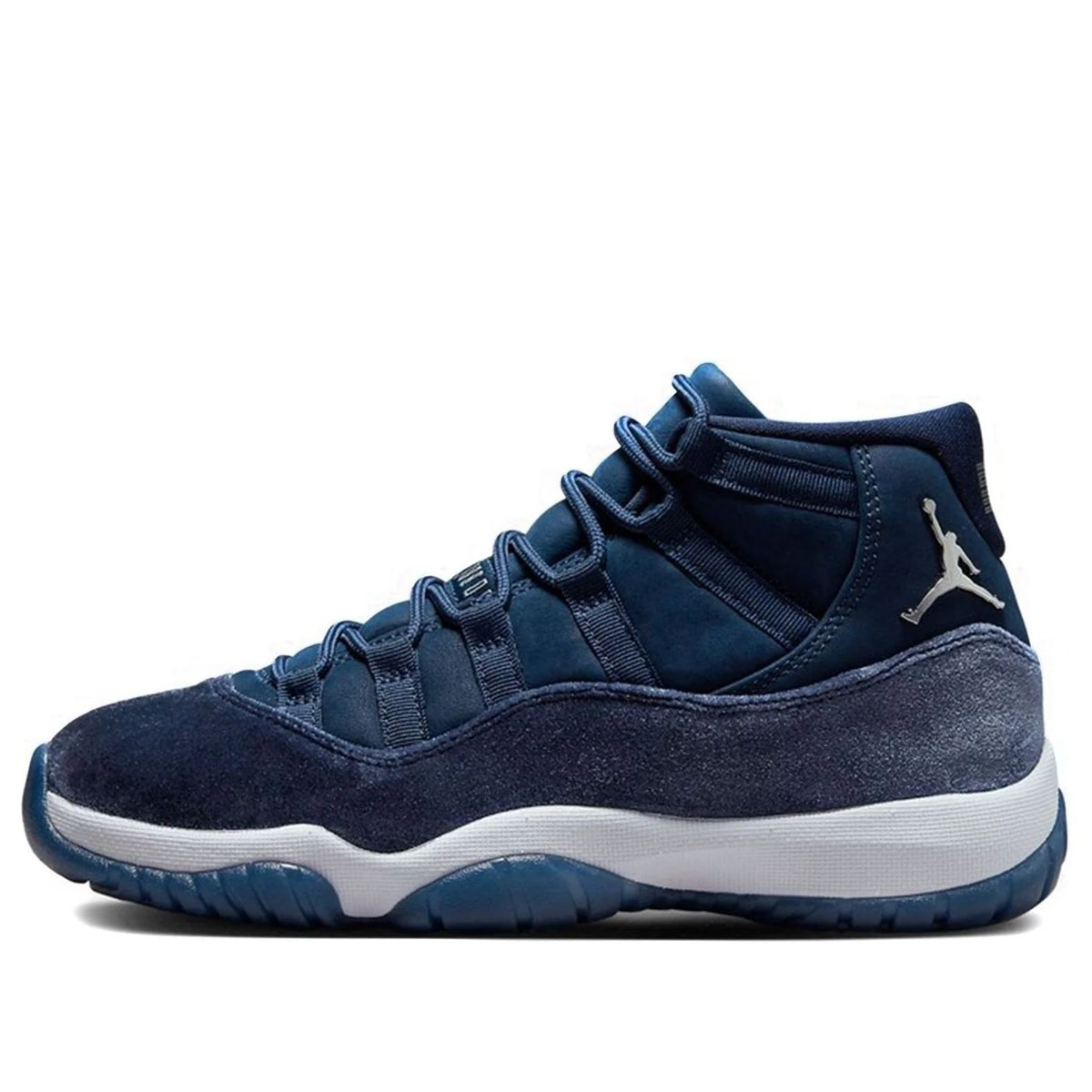 Air Jordan 11 Retro 'Midnight Navy Velvet'